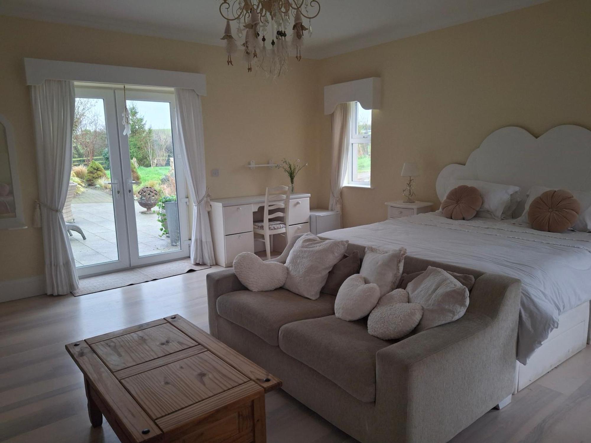 Deeside Manor Bed & Breakfast Stabannan Luaran gambar