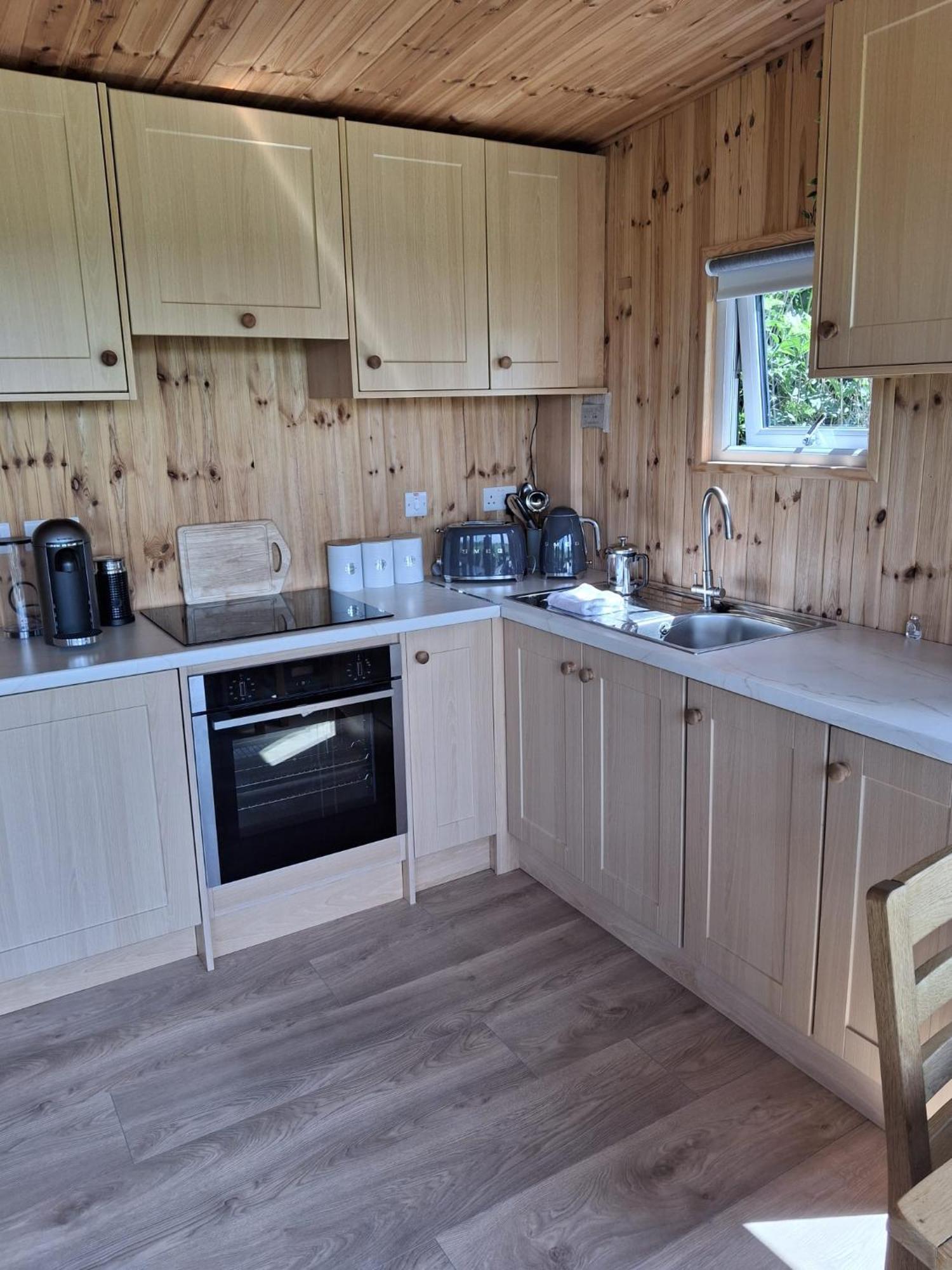 Deeside Manor Bed & Breakfast Stabannan Luaran gambar