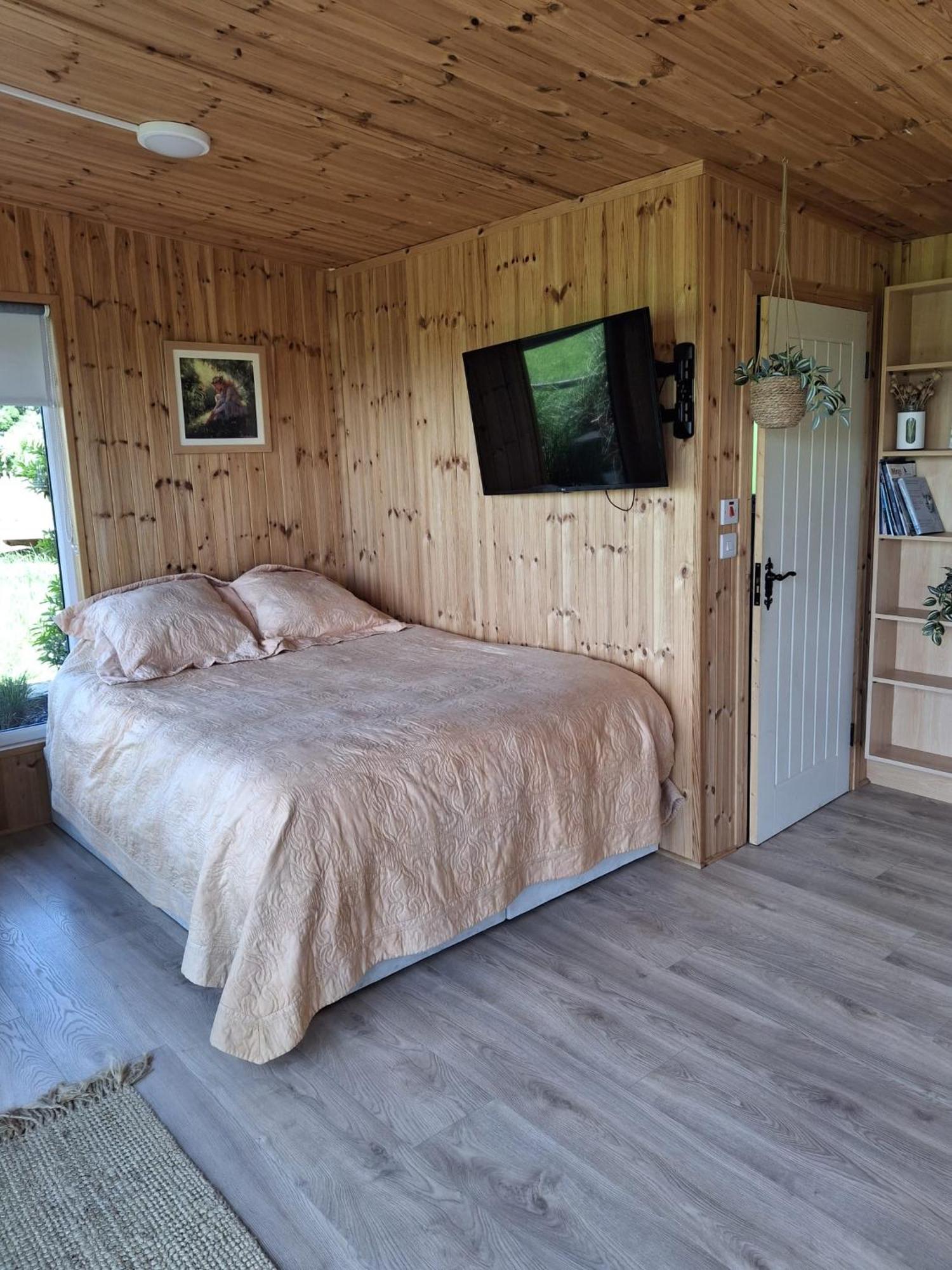 Deeside Manor Bed & Breakfast Stabannan Luaran gambar