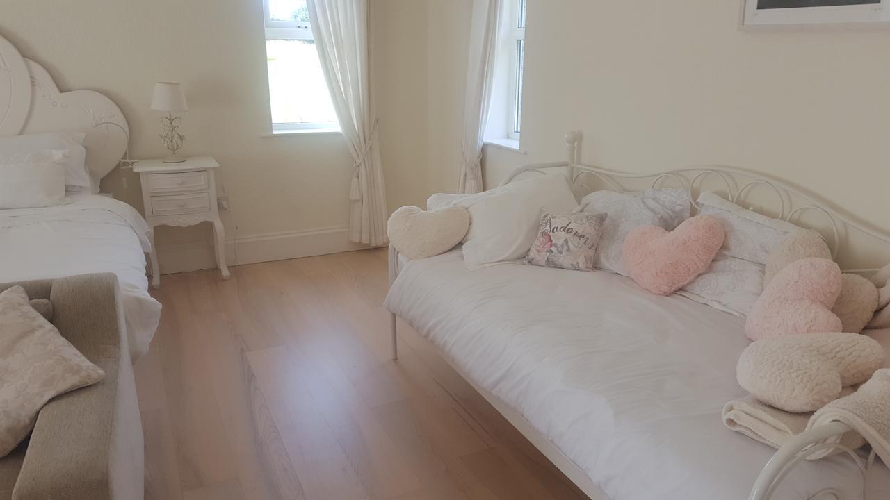 Deeside Manor Bed & Breakfast Stabannan Luaran gambar